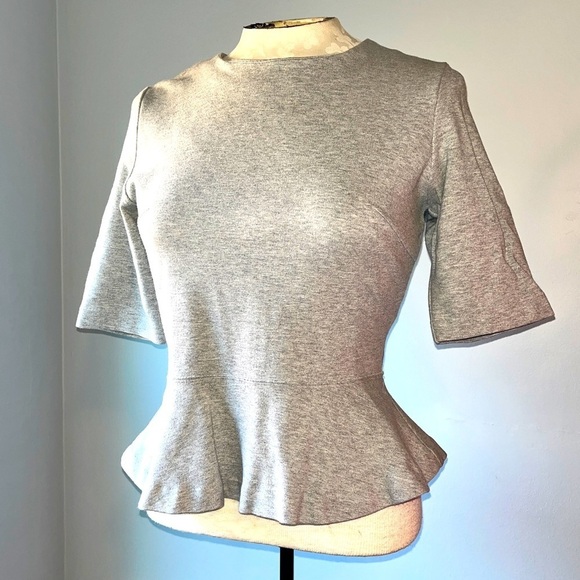 Club Monaco Short Sleeve Grey Peplum Top - Picture 2 of 14
